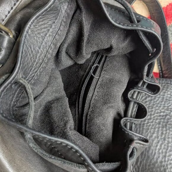 handcrafted in Amsterdam, genuine leather backpack - Picture 5 of 5